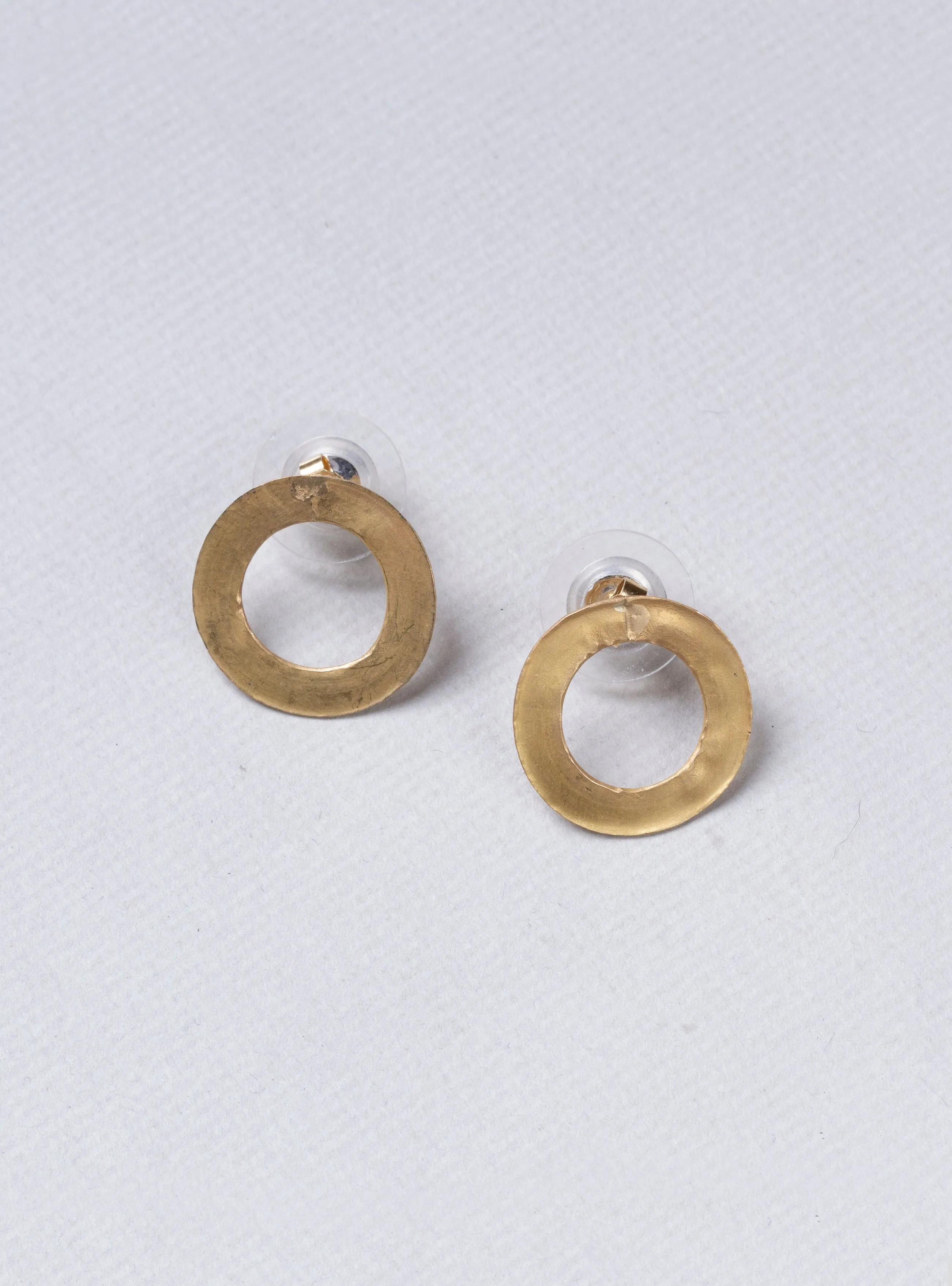 18ct Gold Single Link Stud Earrings