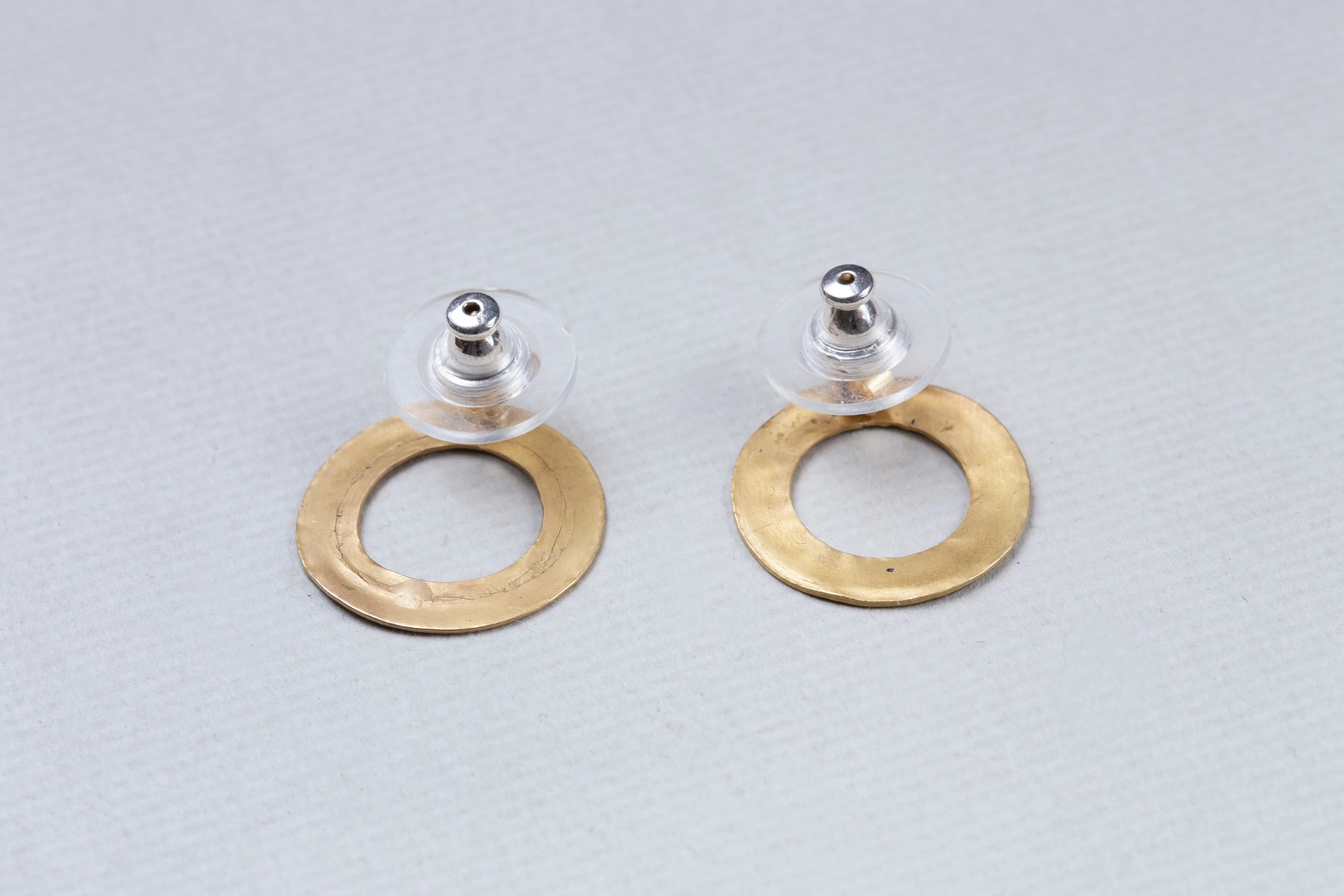 18ct Gold Single Link Stud Earrings