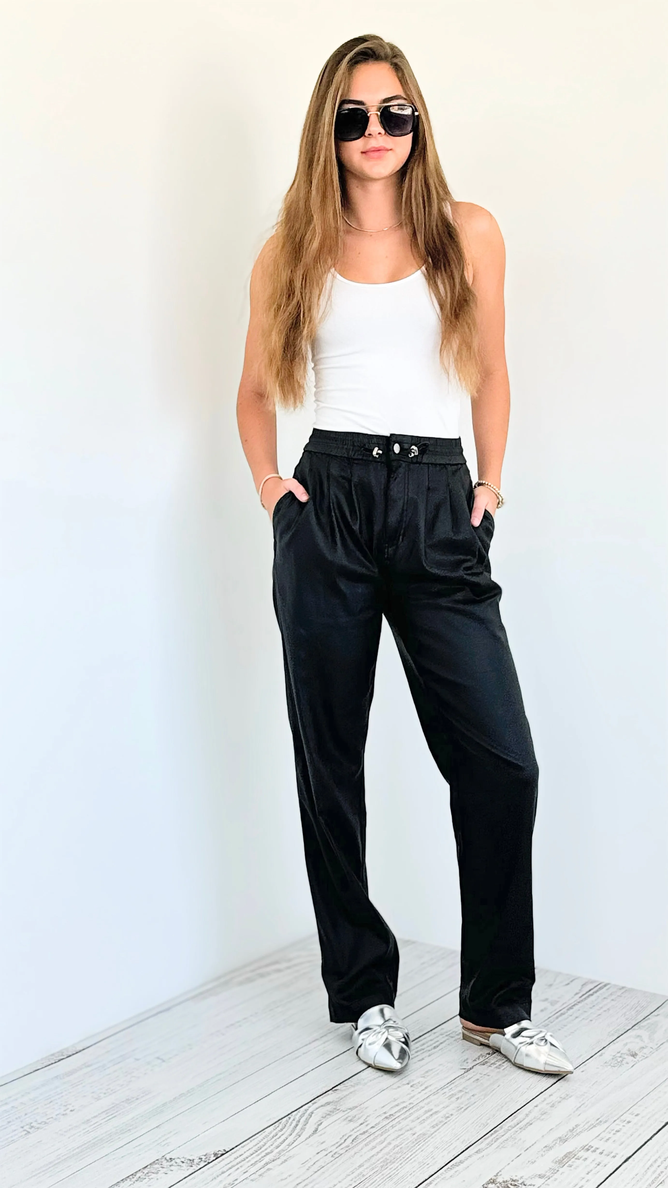 City Noir Pleated Pants