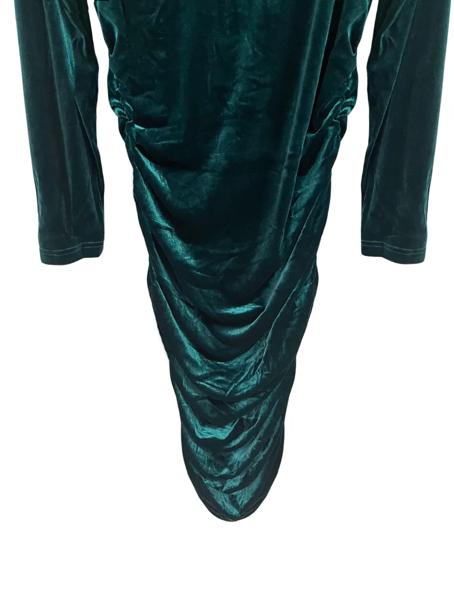 Darcy Plus Size Ruched Velvet Dress in Emerald