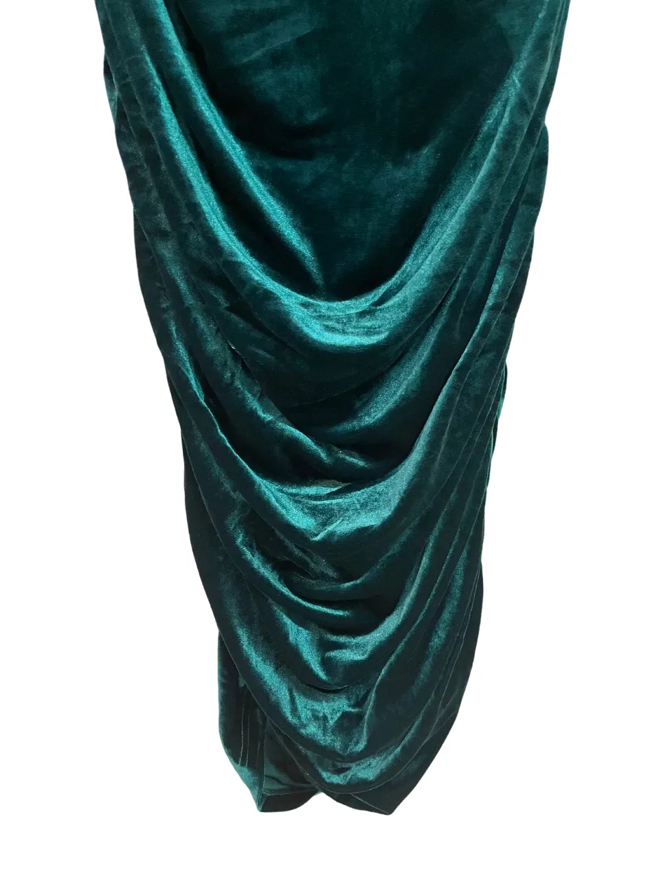 Darcy Plus Size Ruched Velvet Dress in Emerald