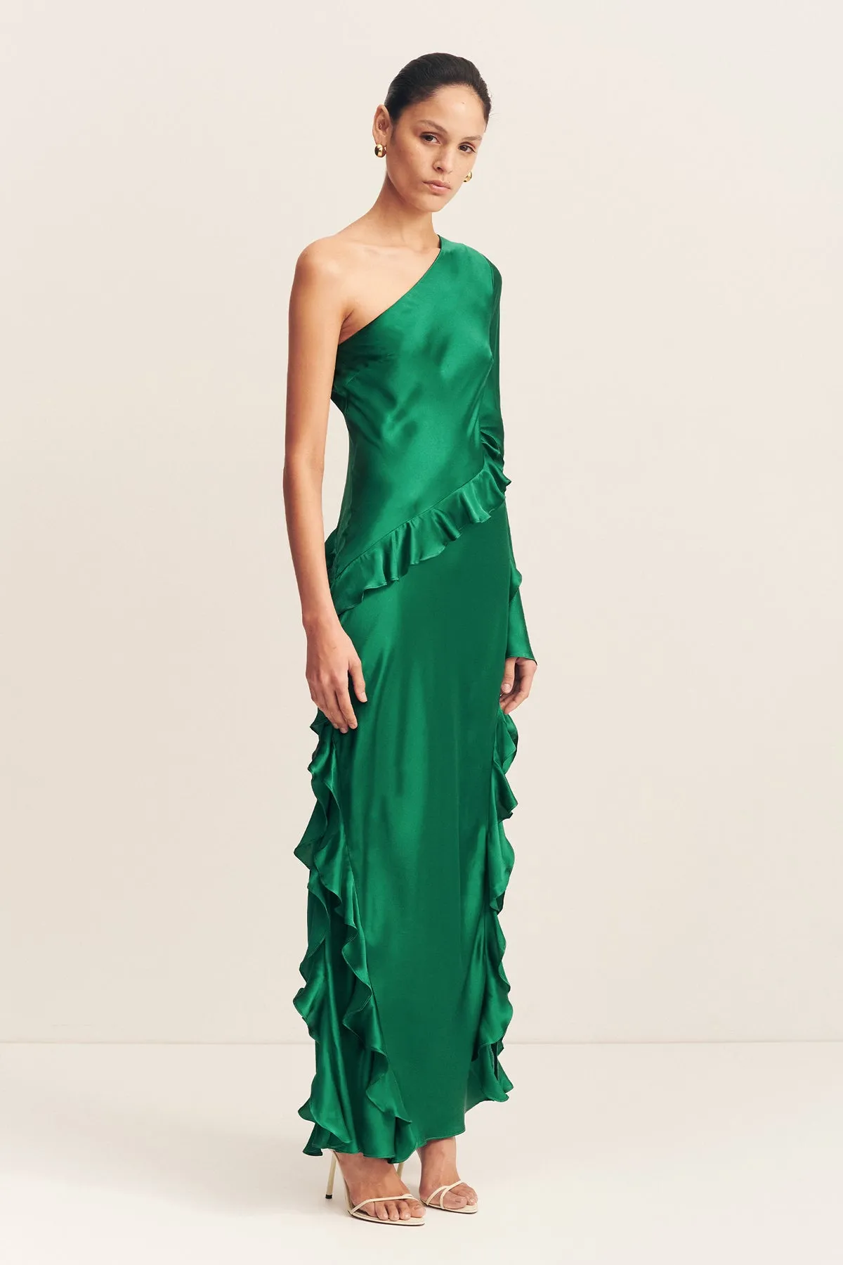 ELLE SILK ASYMMETRICAL ONE SHOULDER RUFFLE MAXI DRESS - EMERALD GREEN