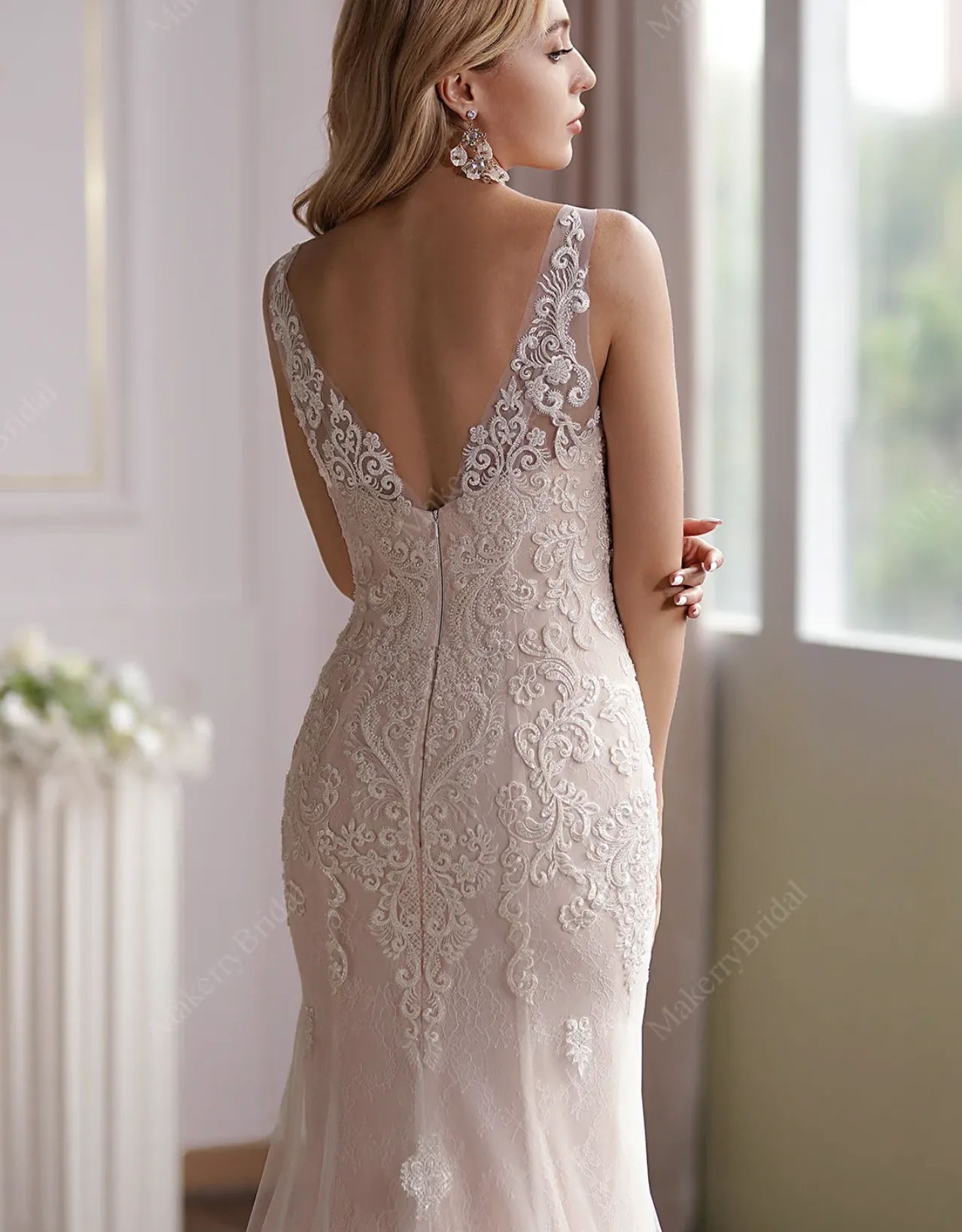 Luxurious Blush V-Neck Beaded Mermaid Bridal Gown