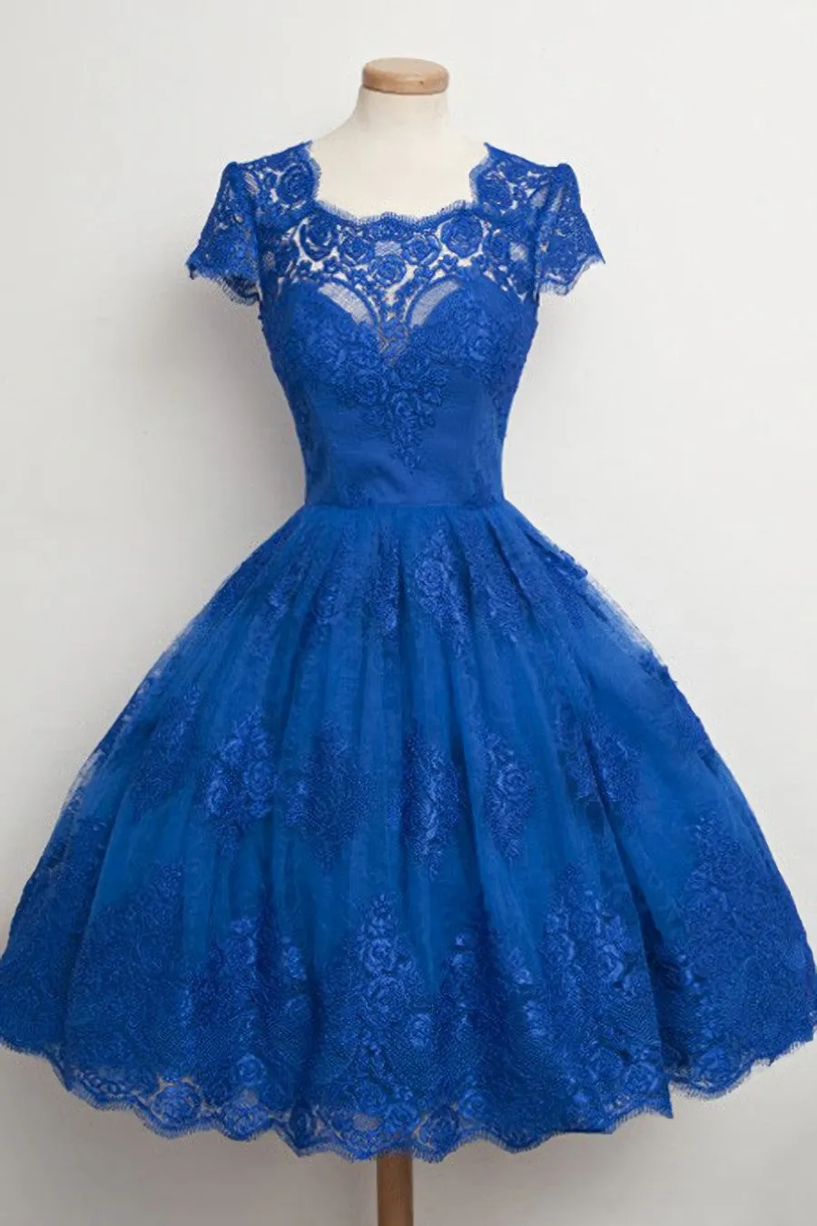 Luxurious Royal Blue Homecoming Dress,Scalloped-Edge Ball Knee-Length Dress