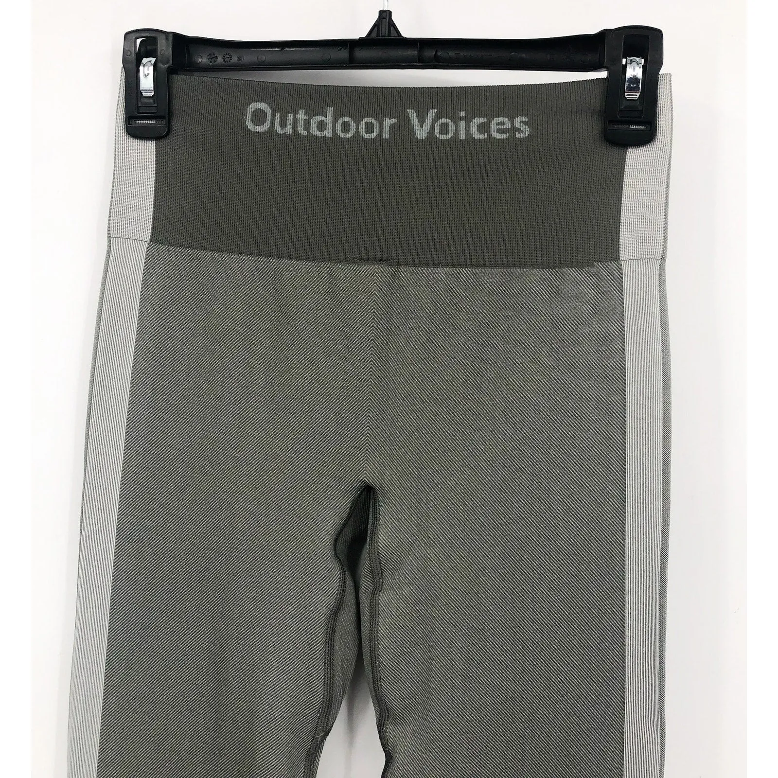 OUTDOOR VOICES Women's SeamlessSmooth 7/8 Legging Small Graphite Grey Dove NWT