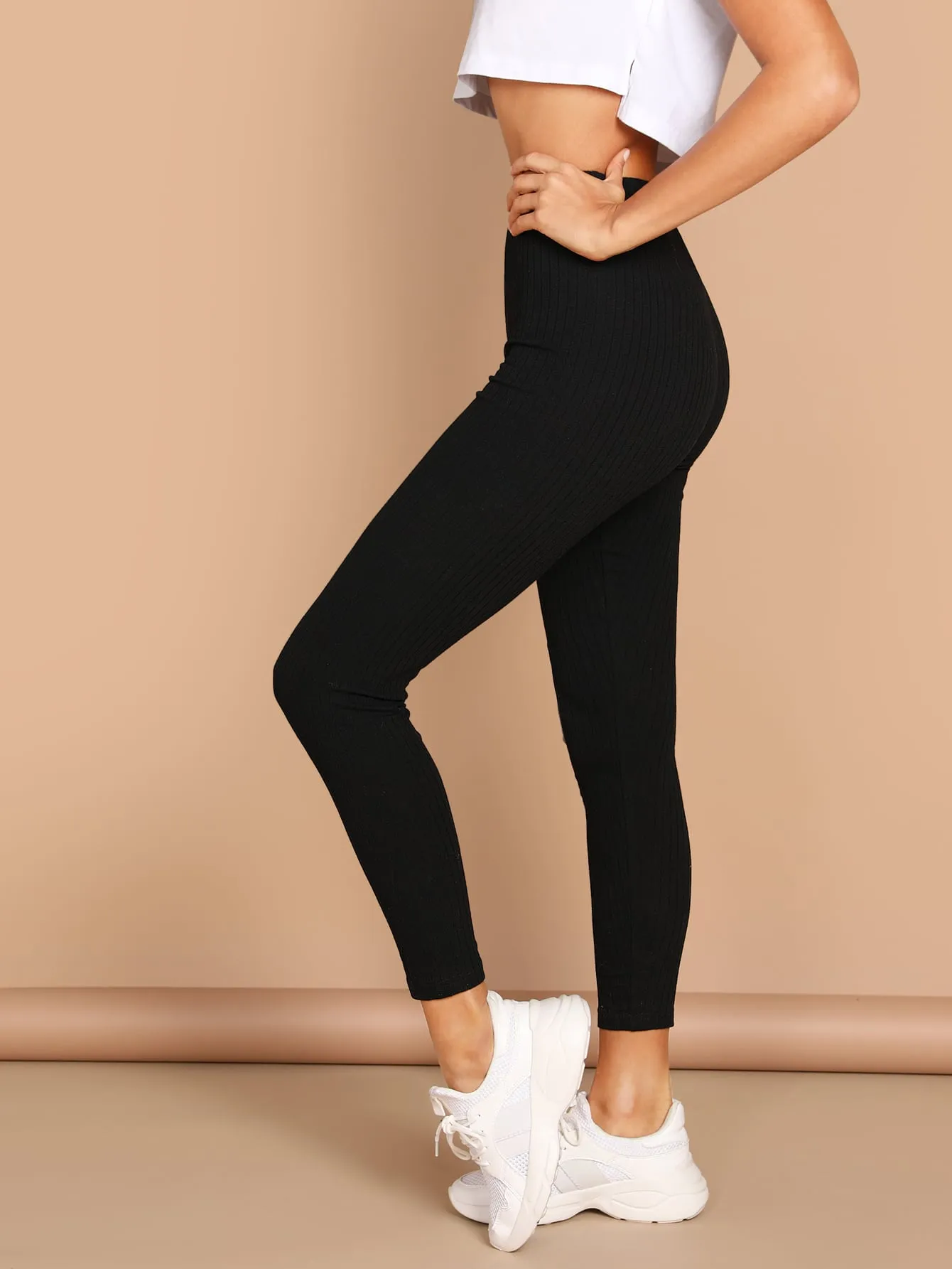 Solid High-Rise Ankle-Cut Leggings