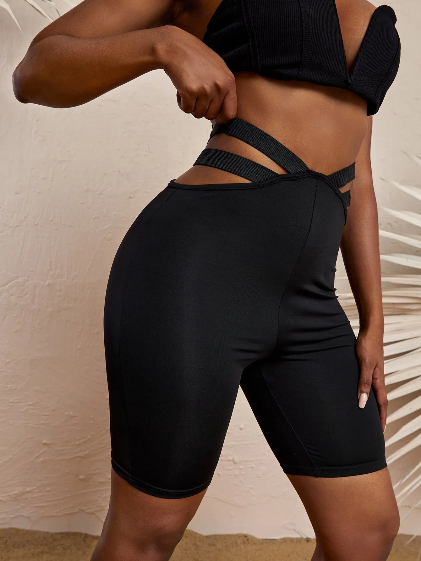 Sporty Plain Cut Out Short Women Leggings