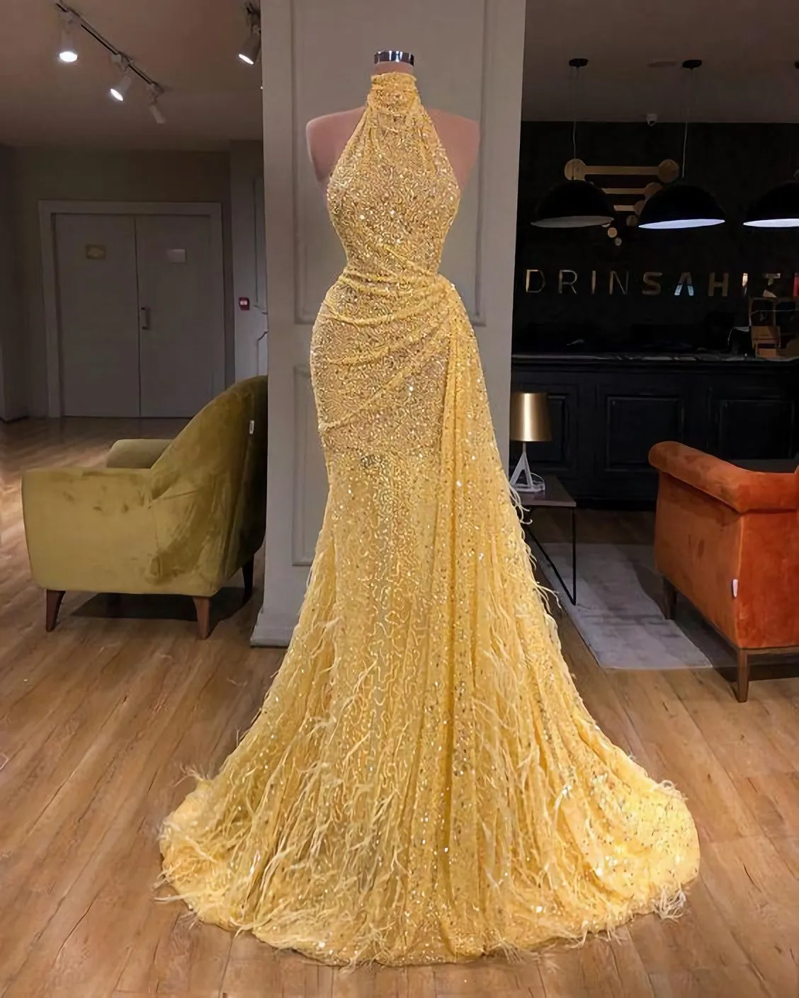 Yellow Evening Dresses Long High Neck Sparkly Feather Luxury Bling Evening Gown Formal Dress Long Prom Dress